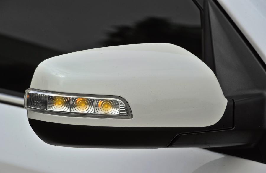  Kia Sorento 2013 года  (US) (фото 28 из 46)